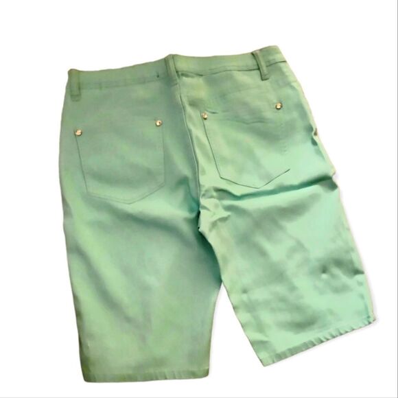 NWT Venus Jean Bermuda Shorts - Picture 3 of 4